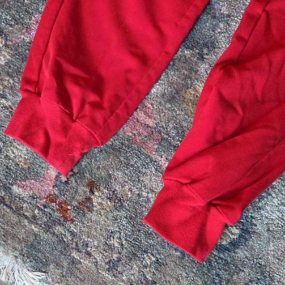 Red Scrub Set - Picture 4 of 5